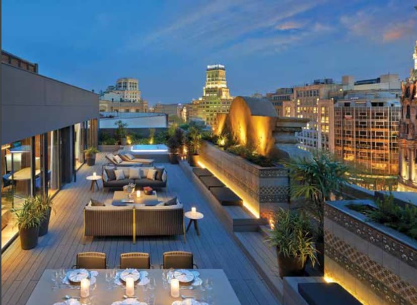 Barcelona City Suites Deluxe Hotel